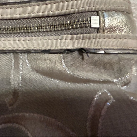 Coach Poppy Signature Gray silver Canvas Leather Trim zipper tote shoulder bag - Picture 12 of 15